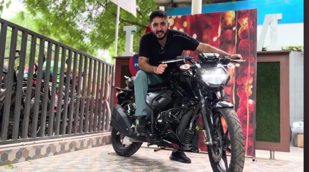 New Tvs apache RTR 160 4v