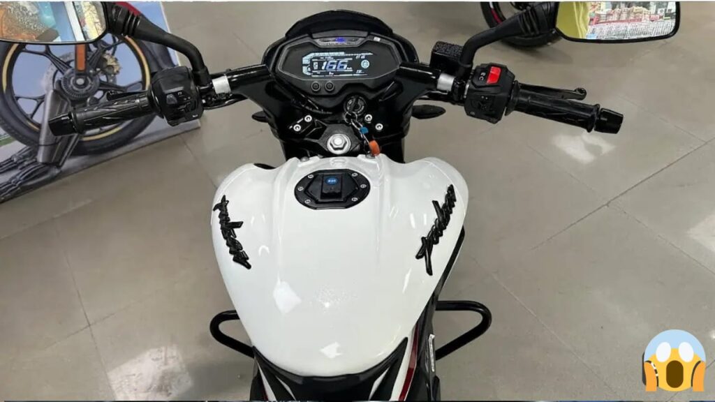 Bajaj Pulsar ns160