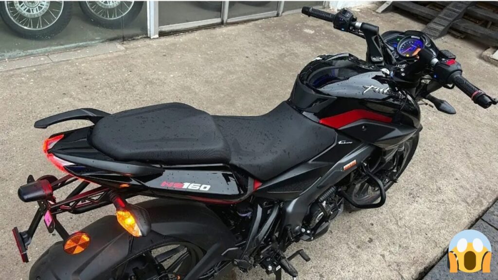 Bajaj Pulsar ns160